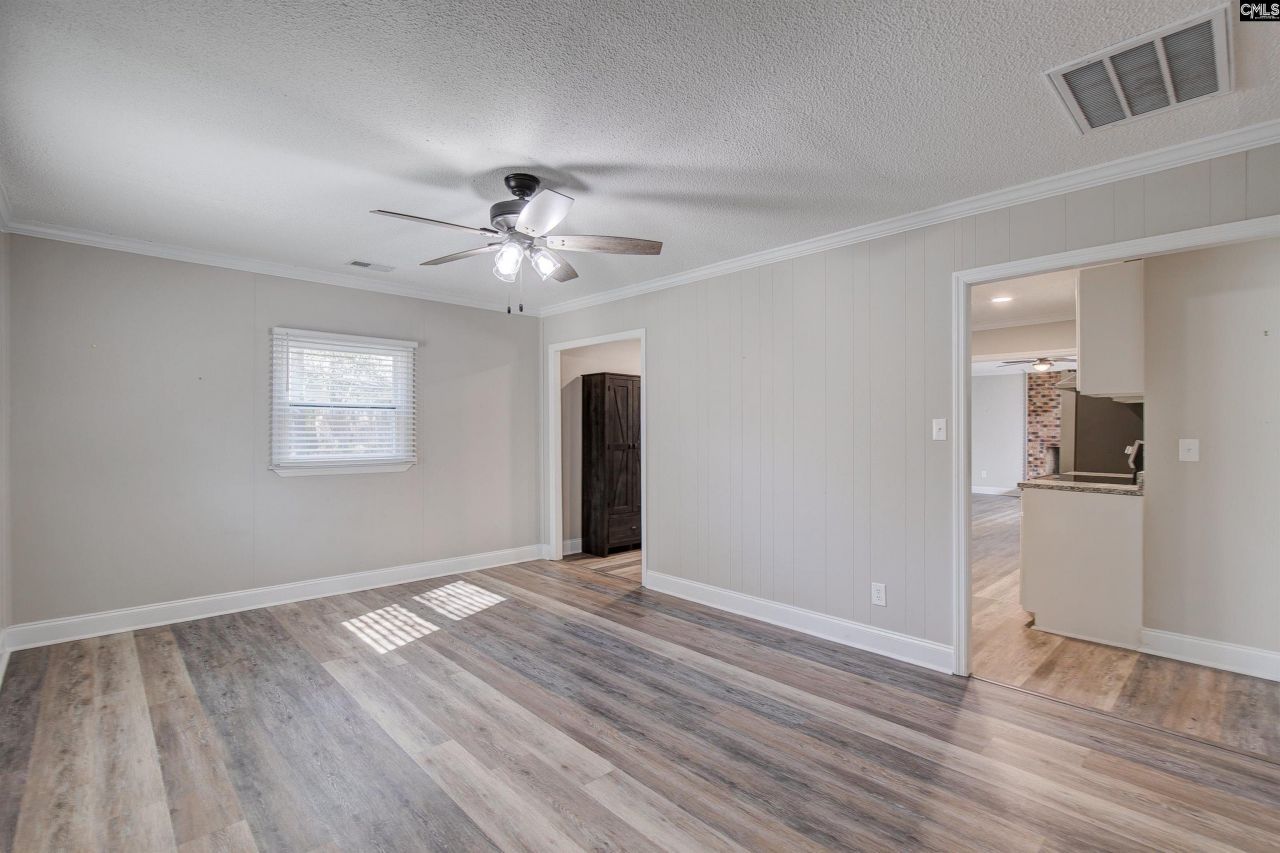 1616 Lakeview Avenue Photo 8