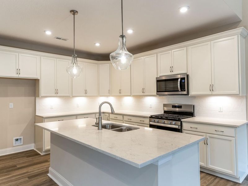 853 Amesbury Drive Street, Florence, KY 41042 Photo 8