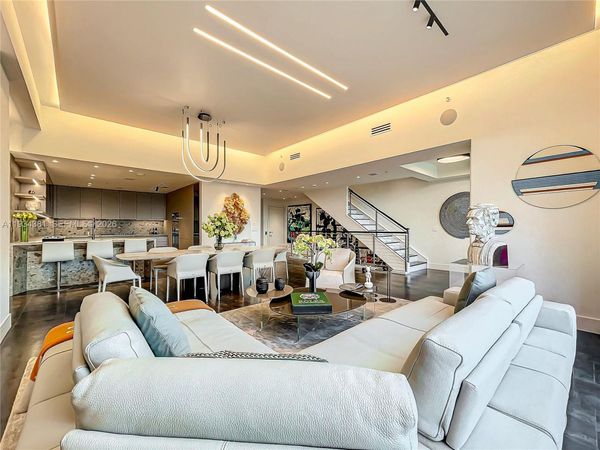 3501 N Ocean Dr, Unit V5, Hollywood, FL 33019