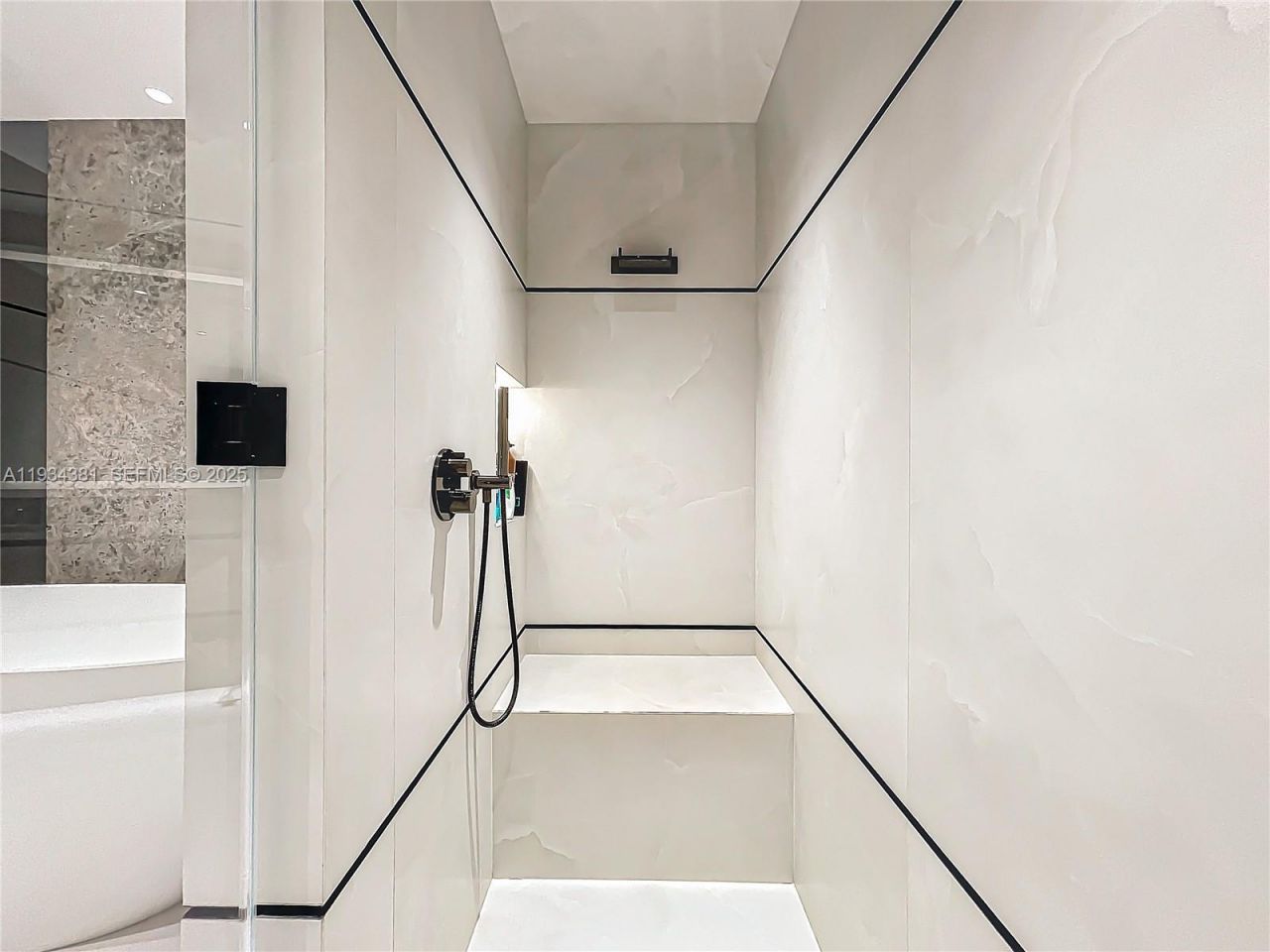 3501 N Ocean Dr, Unit V5, Hollywood, FL 33019 Photo