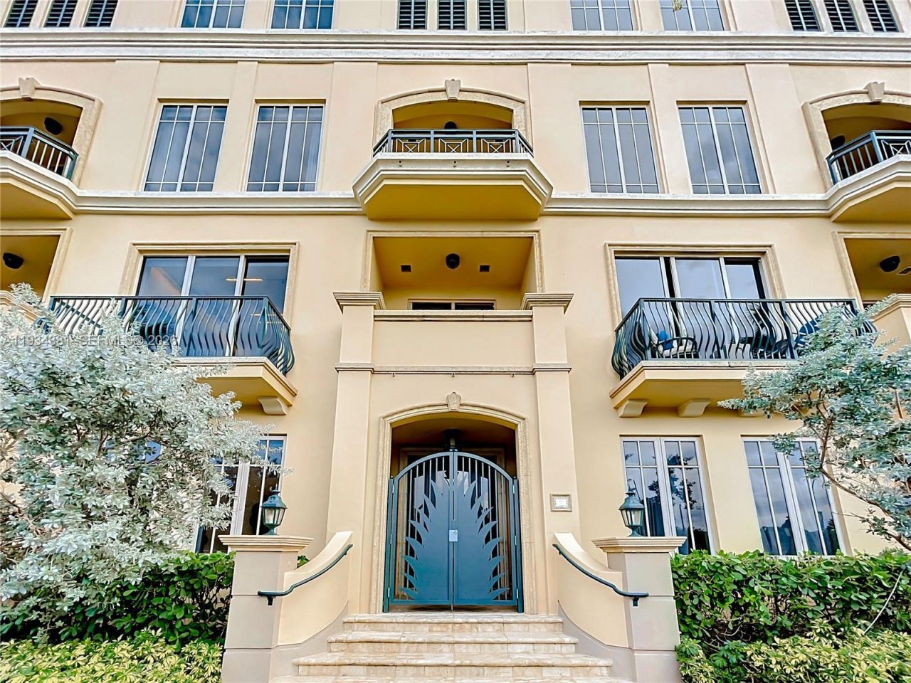 3501 N Ocean Dr, Unit V5, Hollywood, FL 33019 Photo
