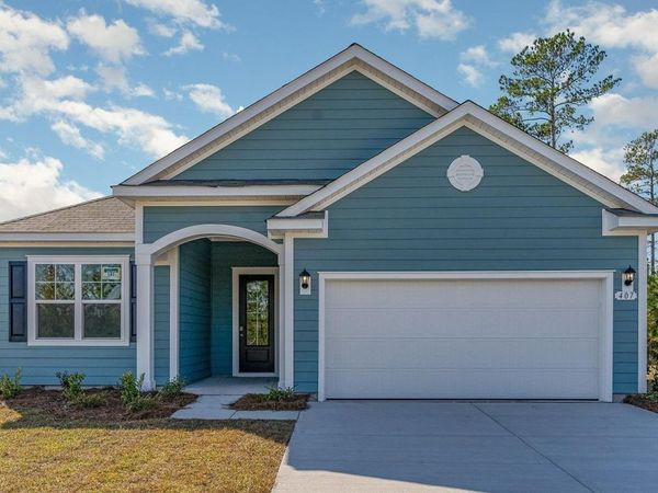 399 Clear Lake Dr., Conway, SC 29526