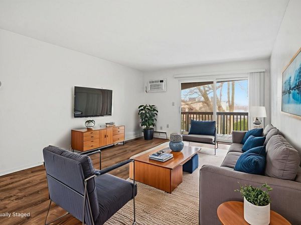 2800 Hamline Avenue N, Unit 317, Roseville, MN 55113