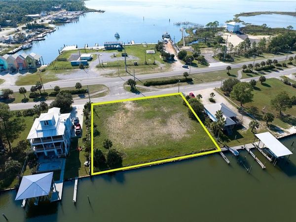 510 Lemoyne Drive, Dauphin Island, AL 36528