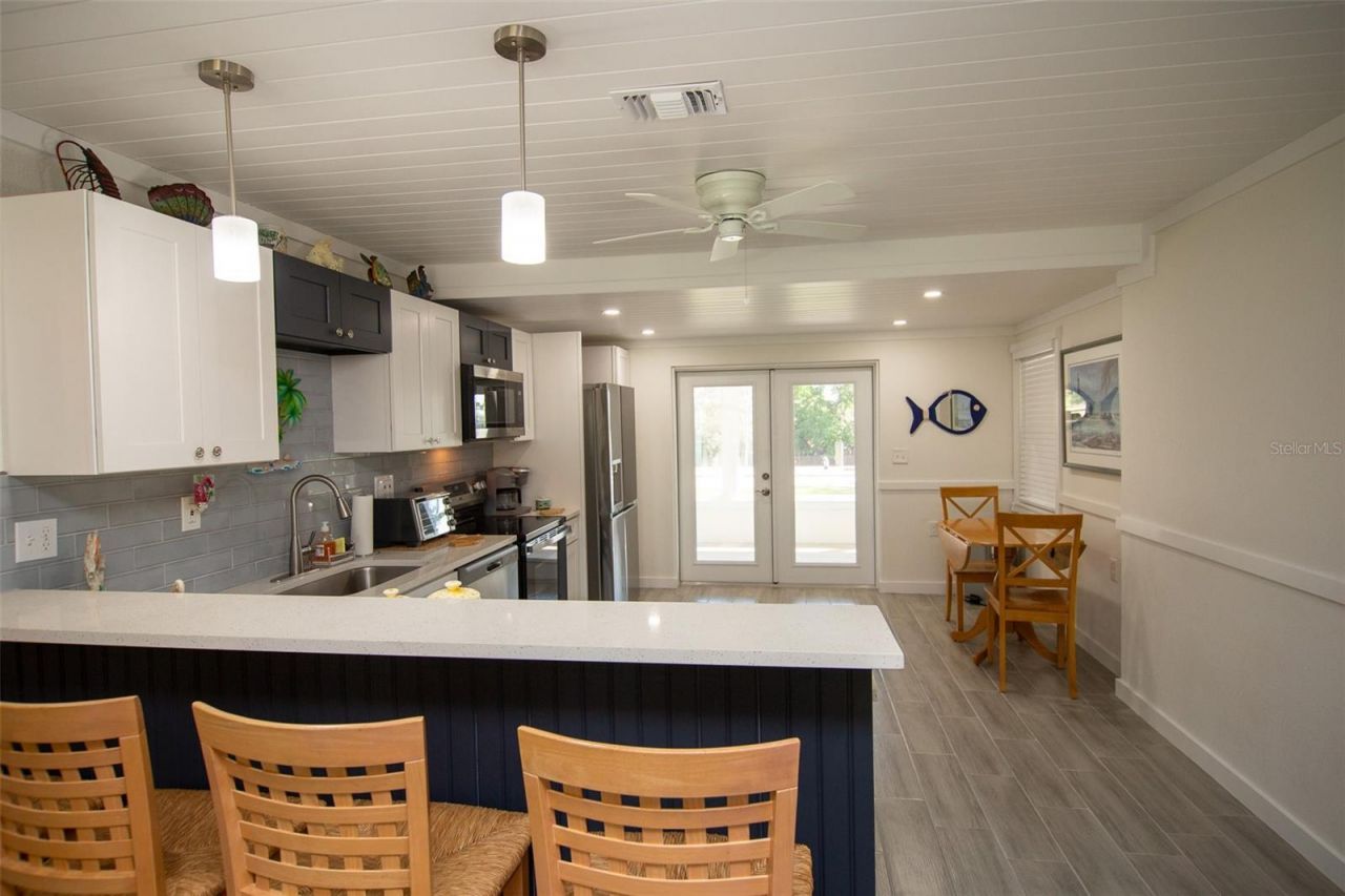 4311 126th Street W, Cortez, FL 34215 Photo