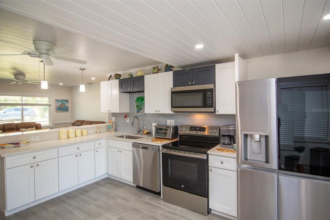 4311 126th Street W, Cortez, FL 34215 Photo