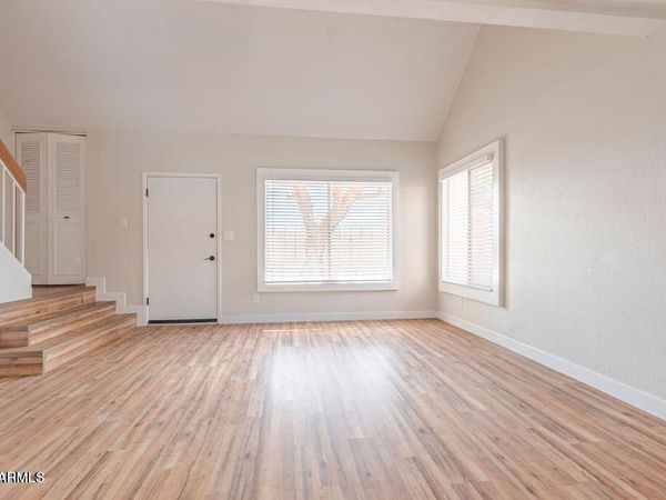 7434 N 44TH Drive, Glendale, AZ 85301