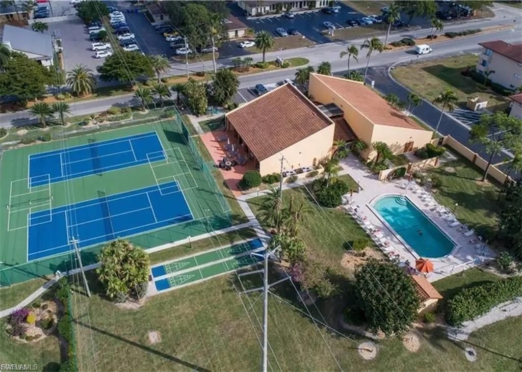 6146 Whiskey Creek Dr, Unit 716, Fort Myers, FL 33919 Photo