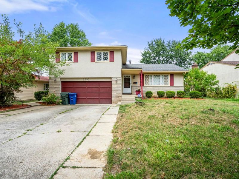 5733 Satinwood Drive, Columbus, OH 43229 Photo 1
