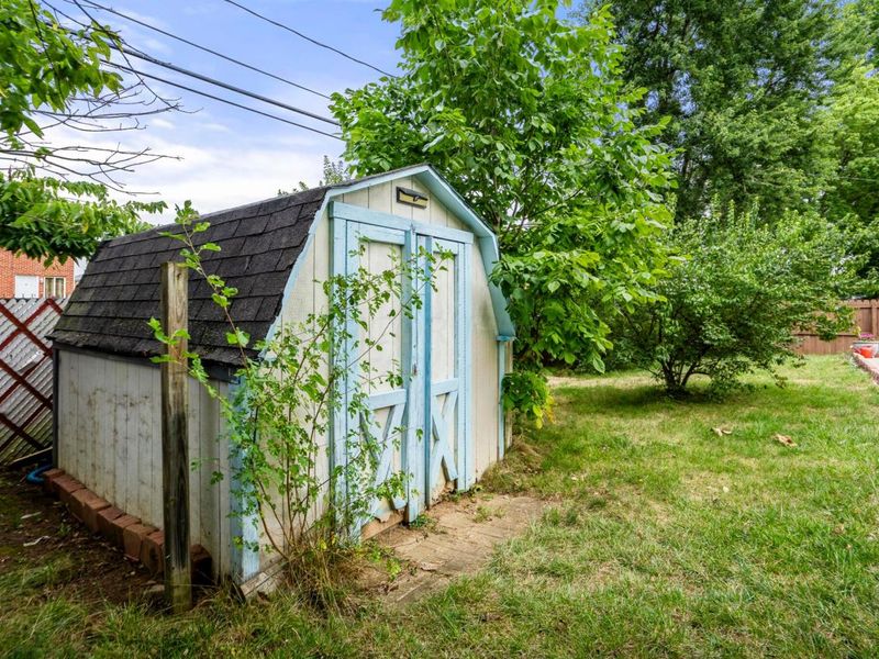 5733 Satinwood Drive, Columbus, OH 43229 Photo 36