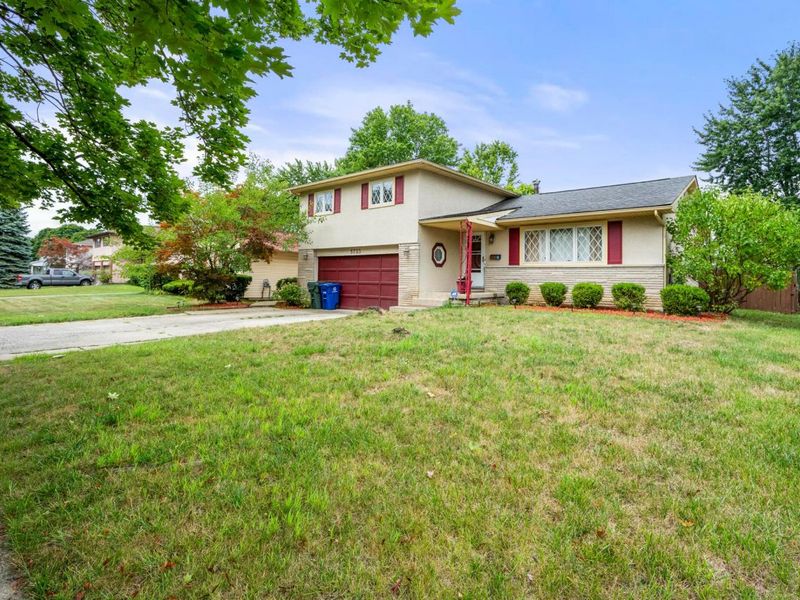 5733 Satinwood Drive, Columbus, OH 43229 Photo 37