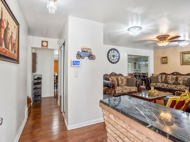 5733 Satinwood Drive, Columbus, OH 43229 Photo 7