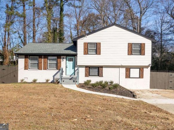 6050 Randy Lane, Ellenwood, GA 30294