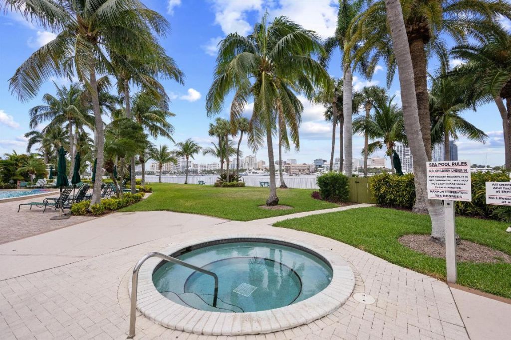 44 Cocoanut Row, Unit 514a, Palm Beach, FL 33480 Photo