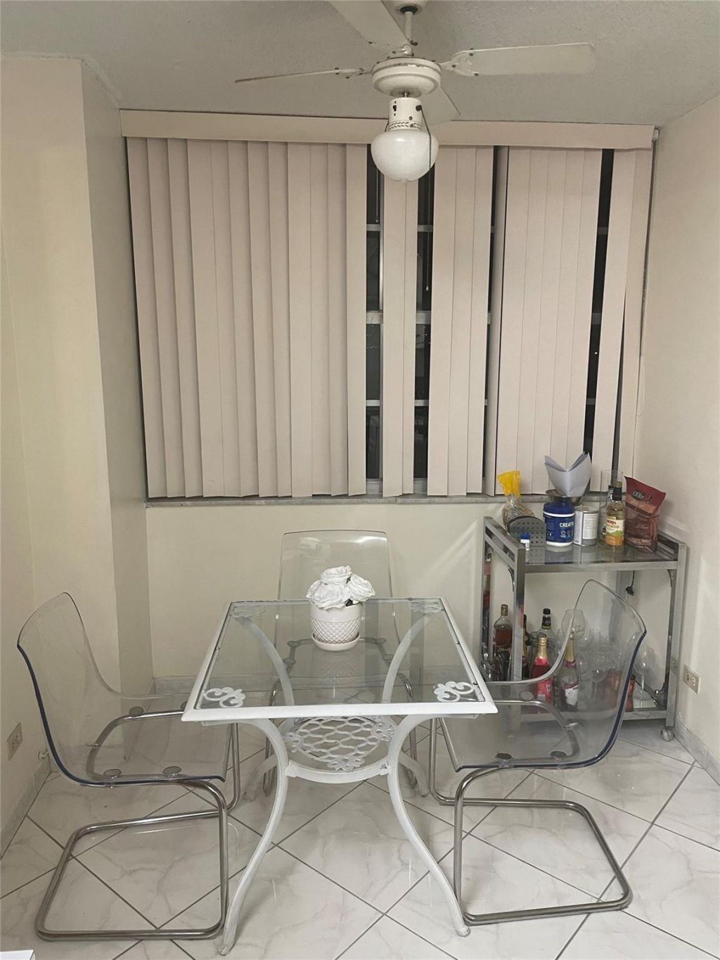 251 174th St, Unit 220, Sunny Isles Beach, FL 33160 Photo