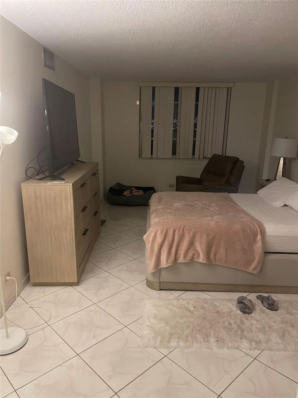 251 174th St, Unit 220, Sunny Isles Beach, FL 33160 Photo