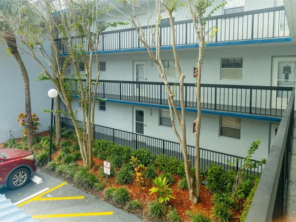 3140 Holiday Springs Boulevard, Unit 9-210, Margate, FL 33063