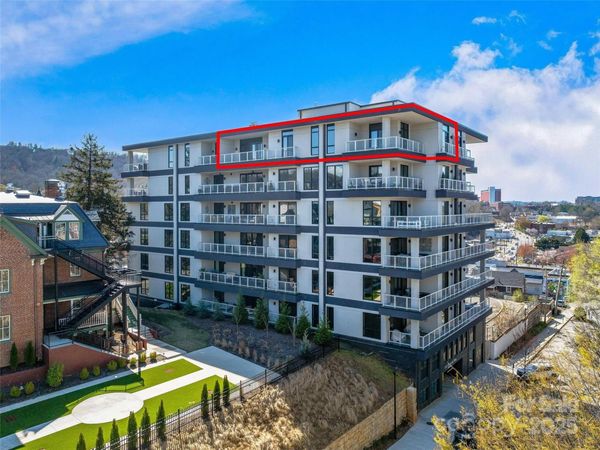 145 Biltmore Avenue, Unit 702, Asheville, NC 28801