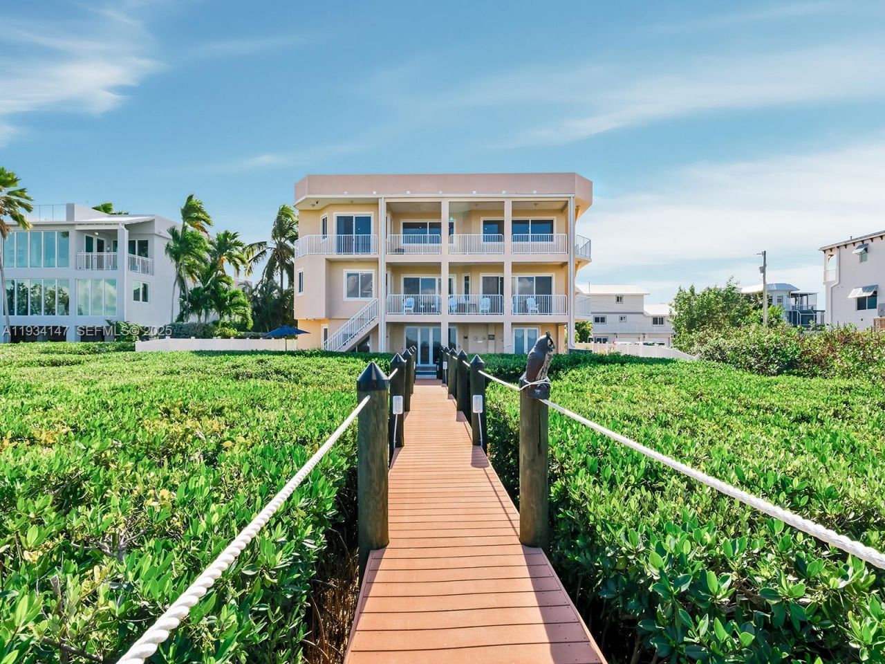 112 N Bounty Ln, Key Largo, FL 33037 Photo