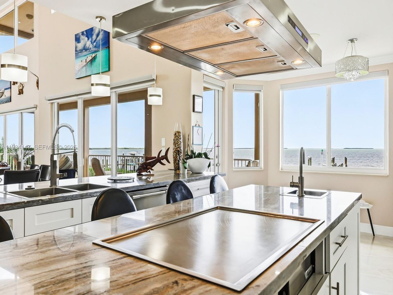 112 N Bounty Ln, Key Largo, FL 33037 Photo