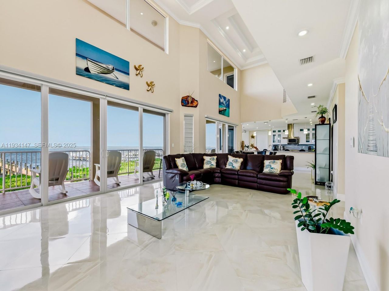 112 N Bounty Ln, Key Largo, FL 33037 Photo