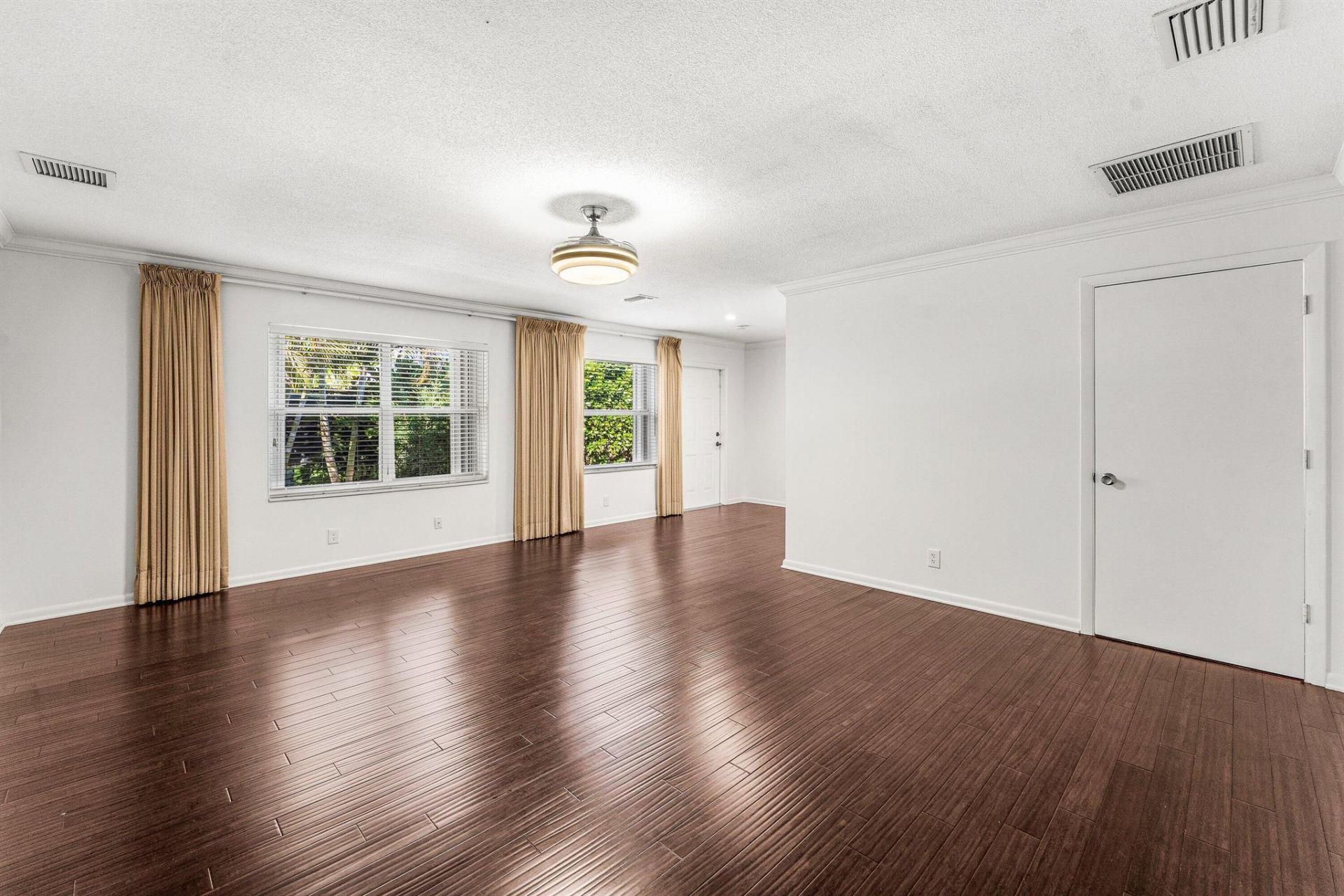 368 Plymouth Road, West Palm Beach, FL 33405 Photo