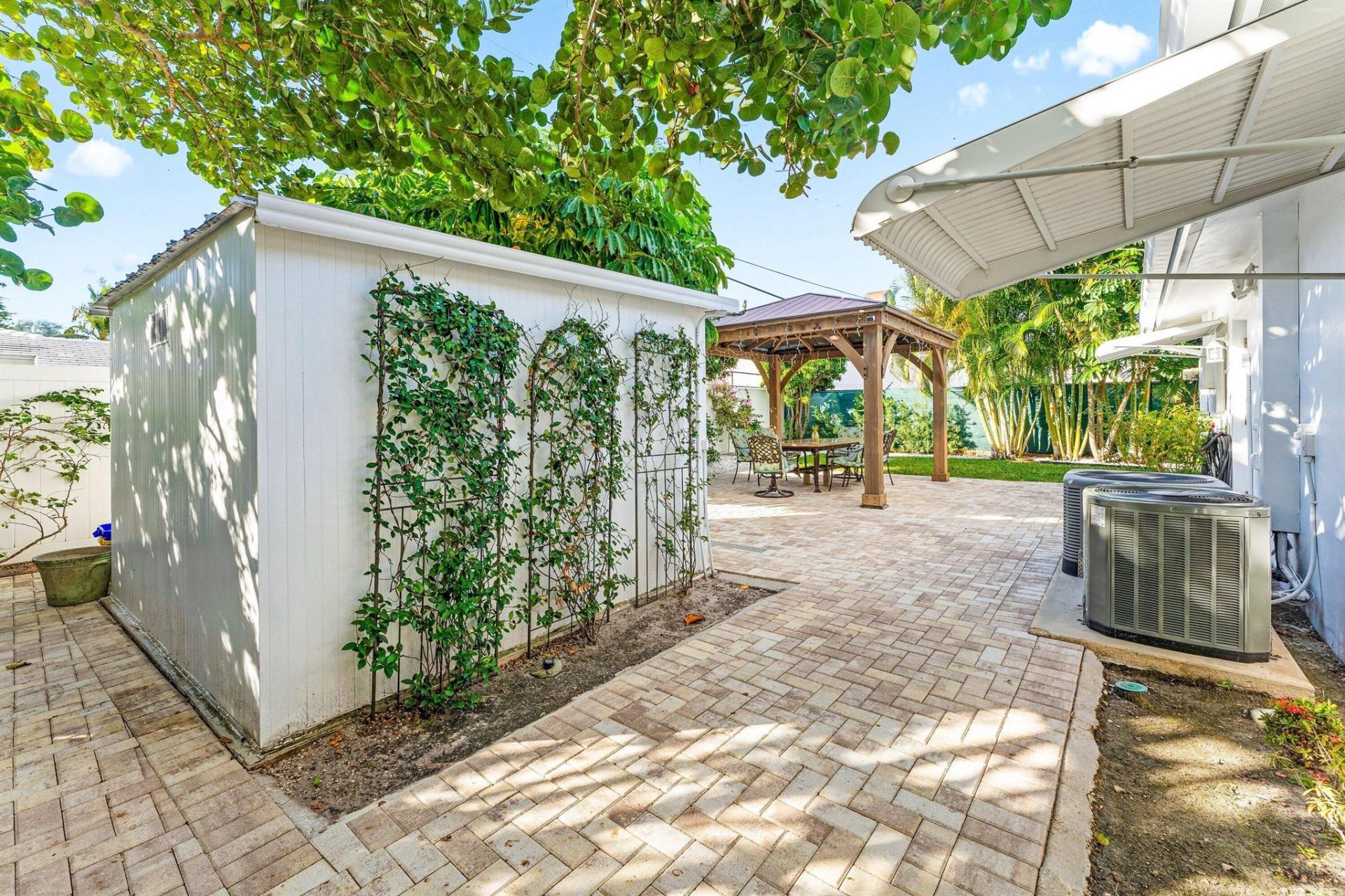 368 Plymouth Road, West Palm Beach, FL 33405 Photo