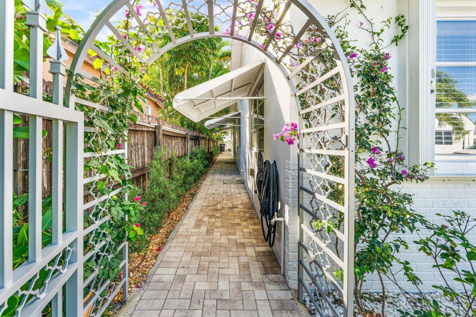 368 Plymouth Road, West Palm Beach, FL 33405 Photo