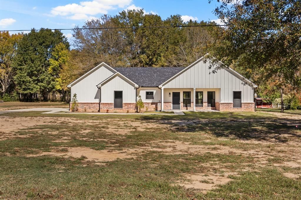 1339 Hwy 67, Mount Vernon, TX 75457 Main Photo