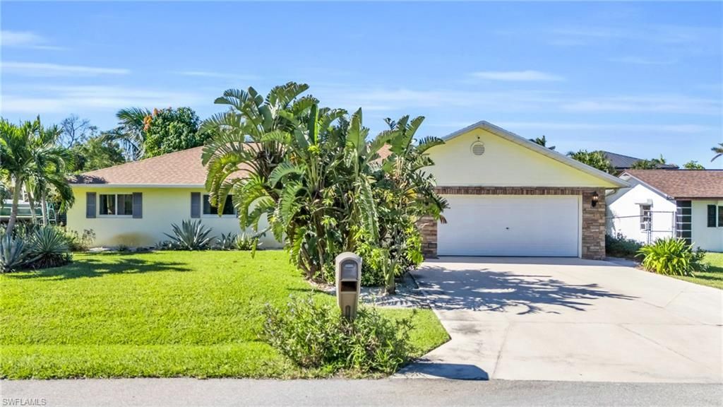 27297 Buccaneer Dr, Bonita Springs, FL 34135 Photo