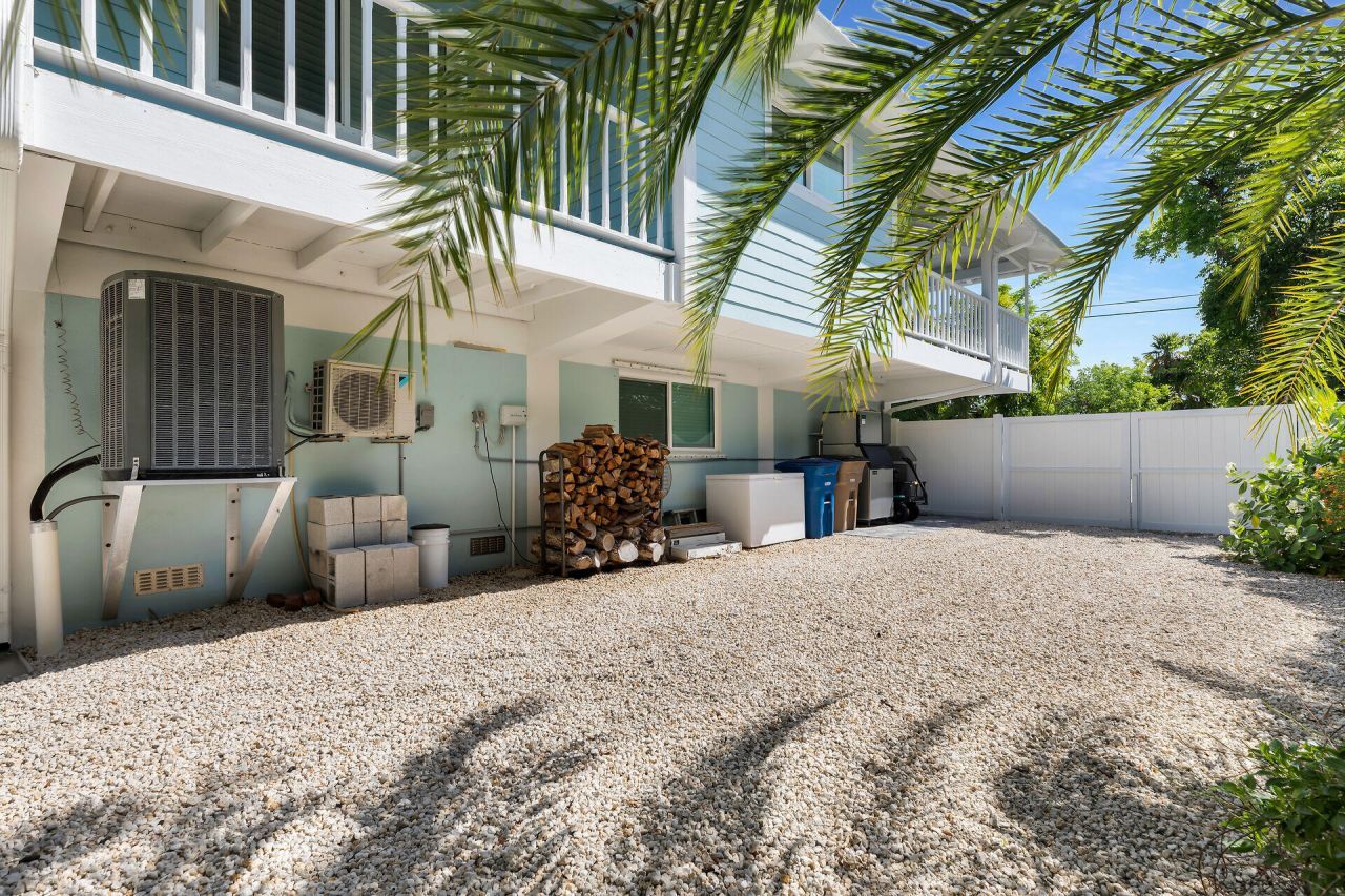 835 70th Street Gulf, Marathon, FL 33050 Photo