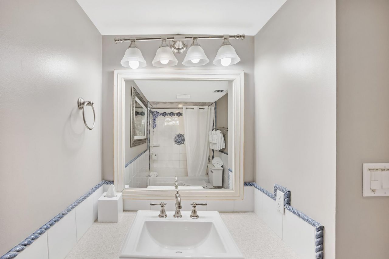 4303 Marina Villas Drive, Duck, FL 33050 Photo