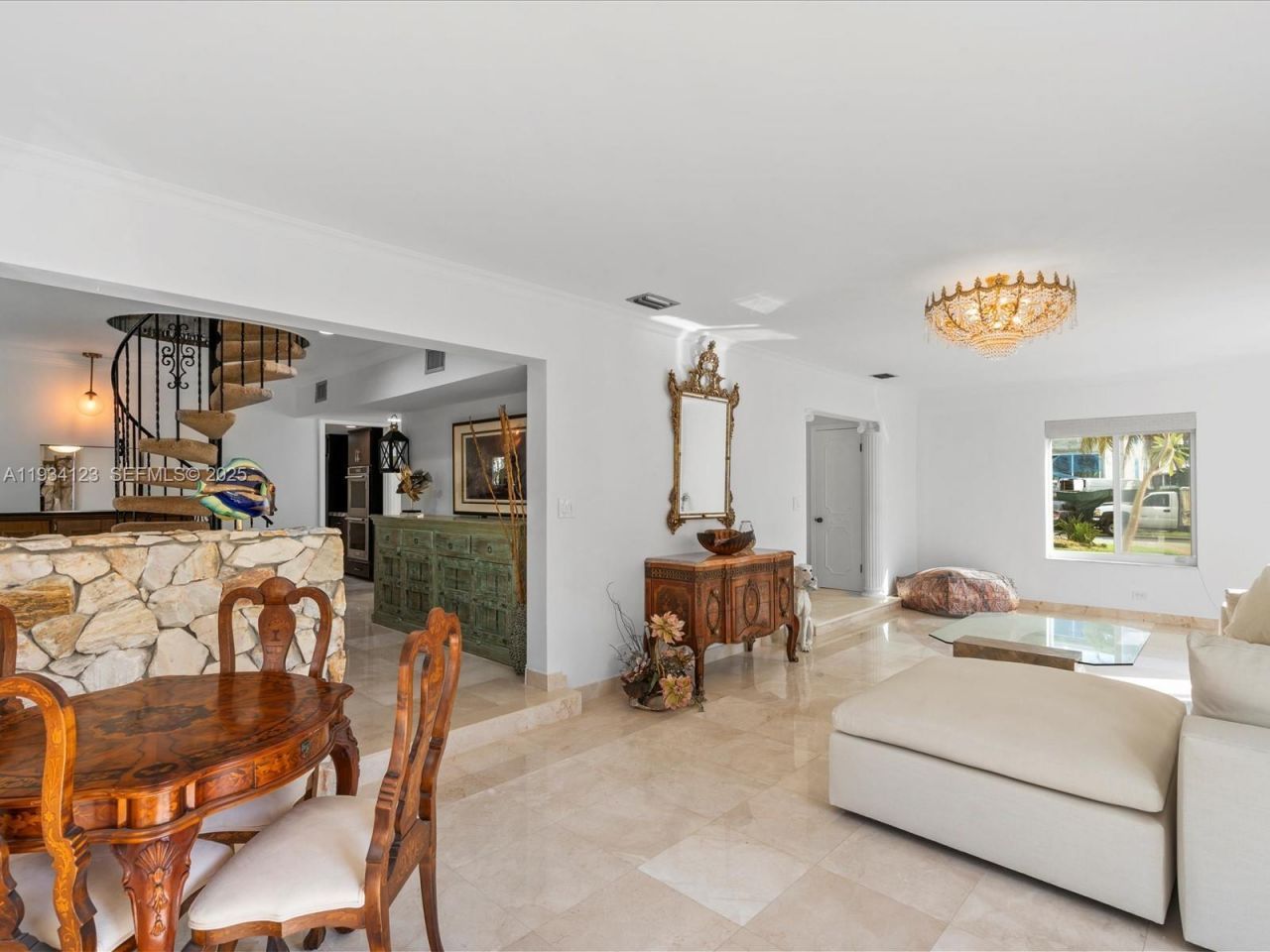 624 Palm Dr, Hallandale Beach, FL 33009 Photo