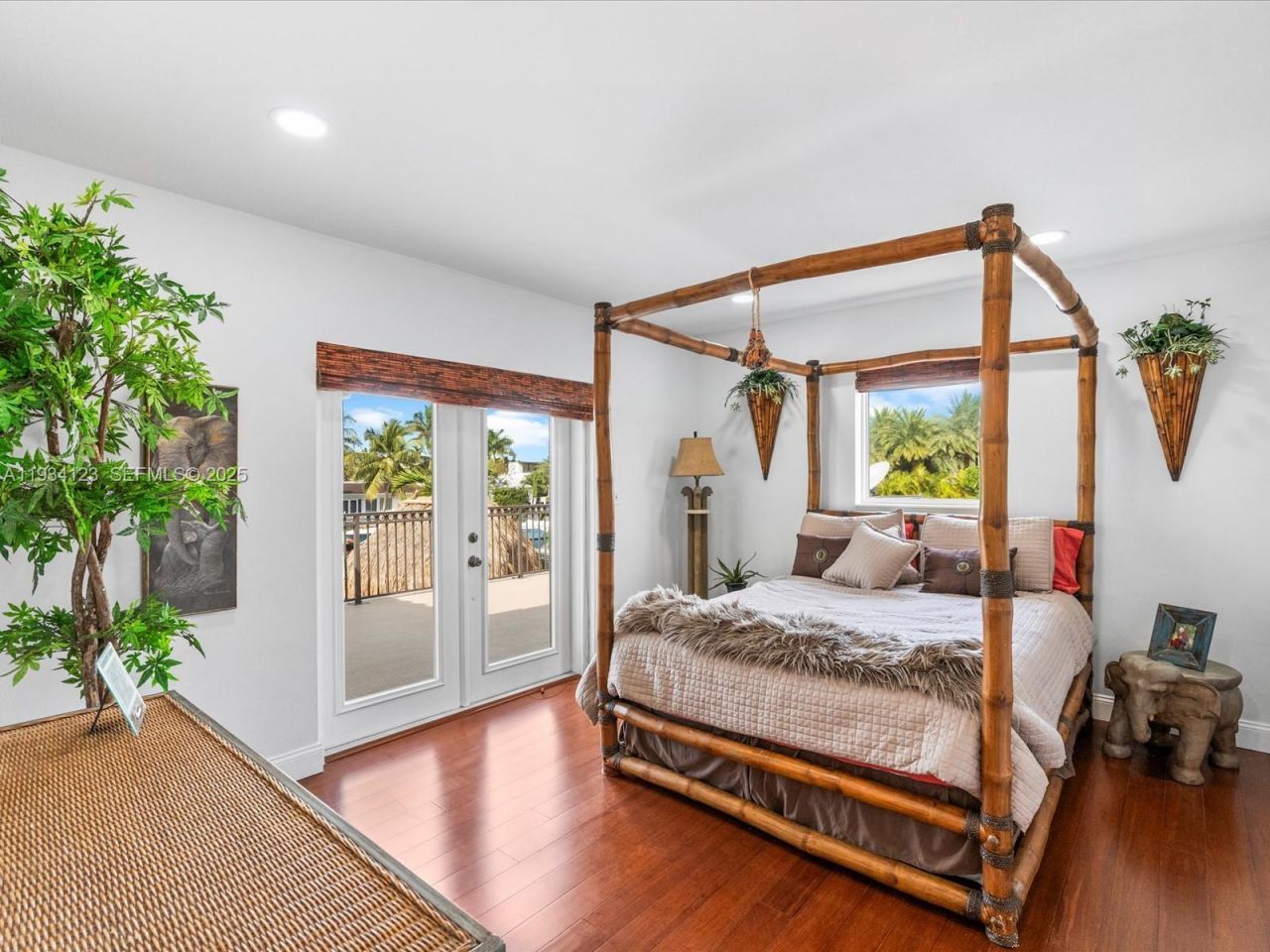 624 Palm Dr, Hallandale Beach, FL 33009 Photo