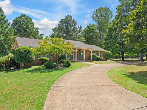 405 Kimberly Dr, Clarksville, TN 37043