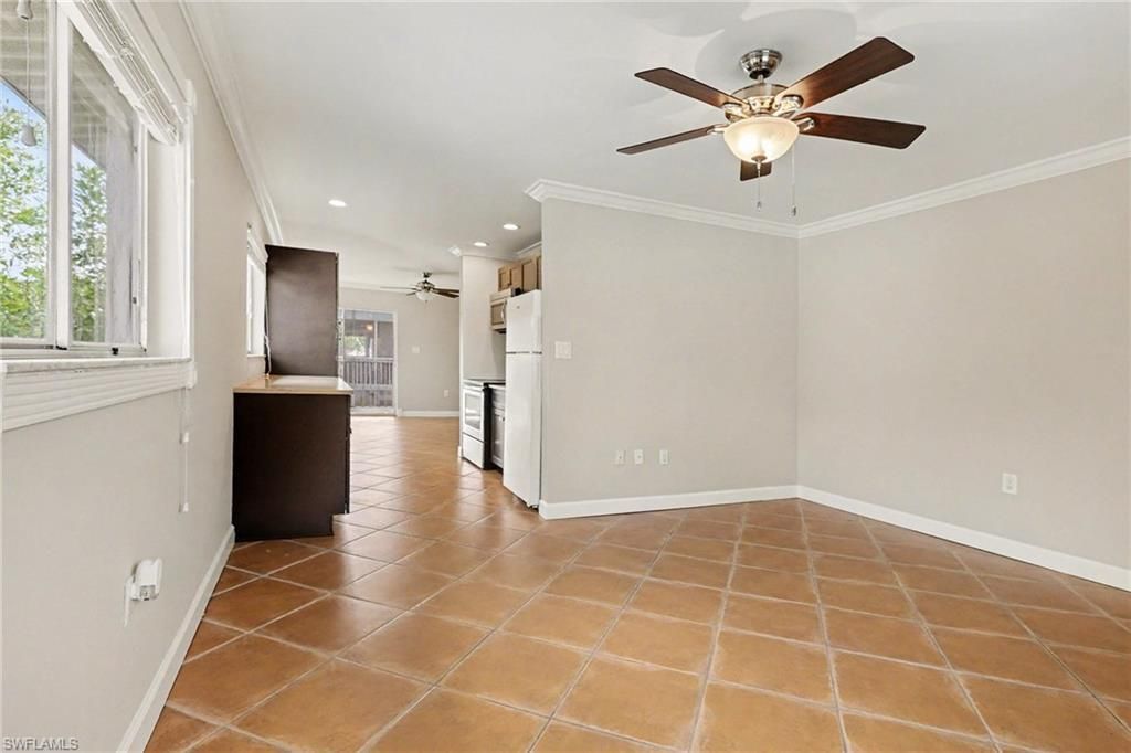 8127 Country Rd, Unit 205, Fort Myers, FL 33919 Photo