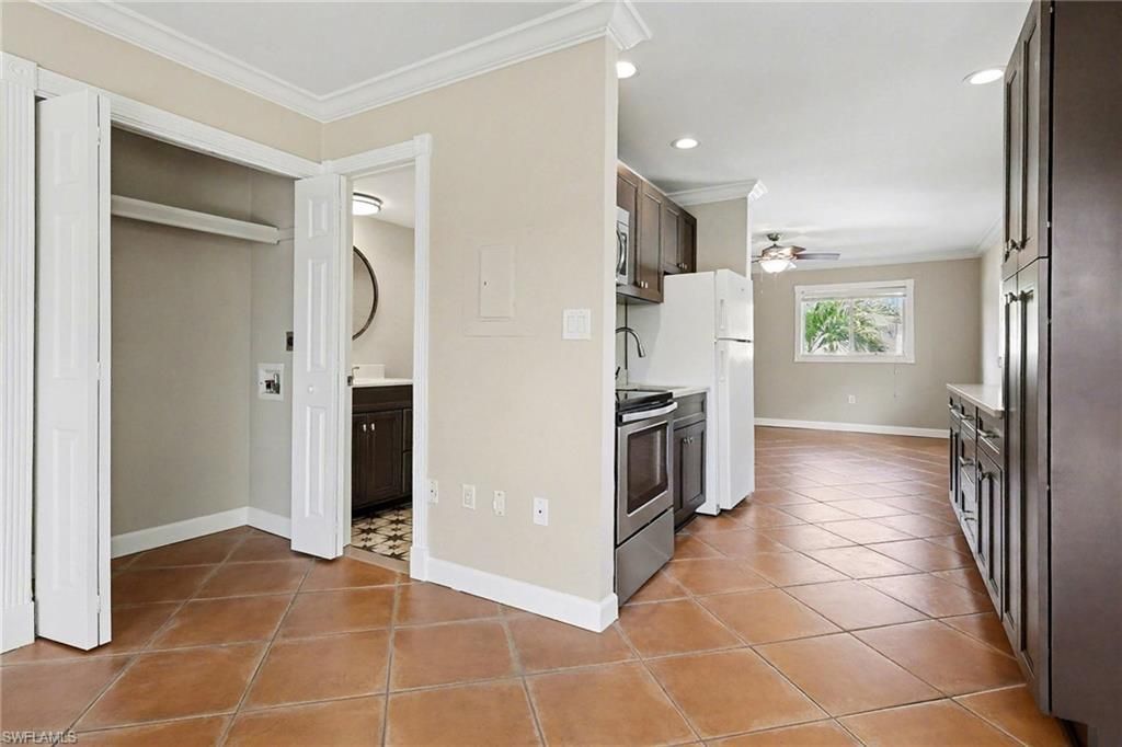 8127 Country Rd, Unit 205, Fort Myers, FL 33919 Photo