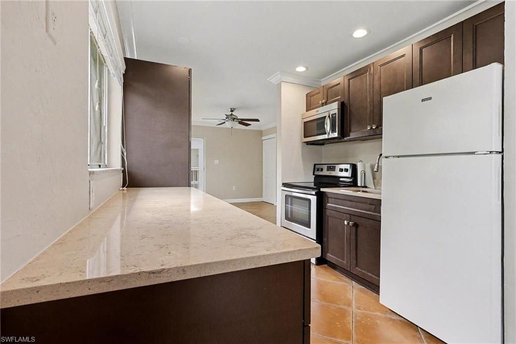 8127 Country Rd, Unit 205, Fort Myers, FL 33919 Photo