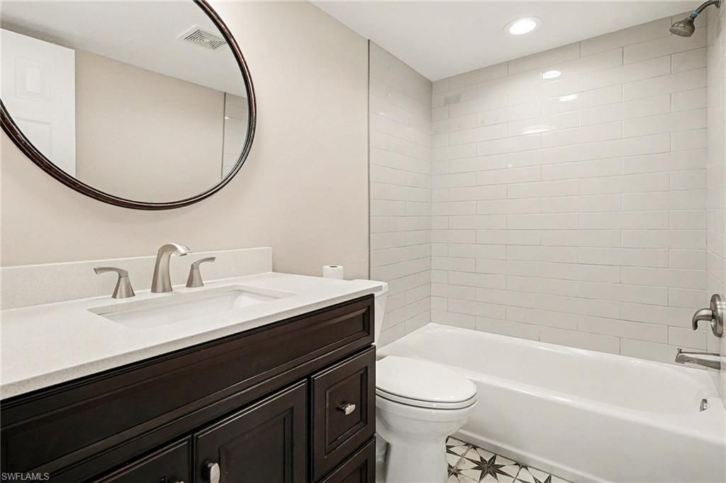 8127 Country Rd, Unit 205, Fort Myers, FL 33919 Photo