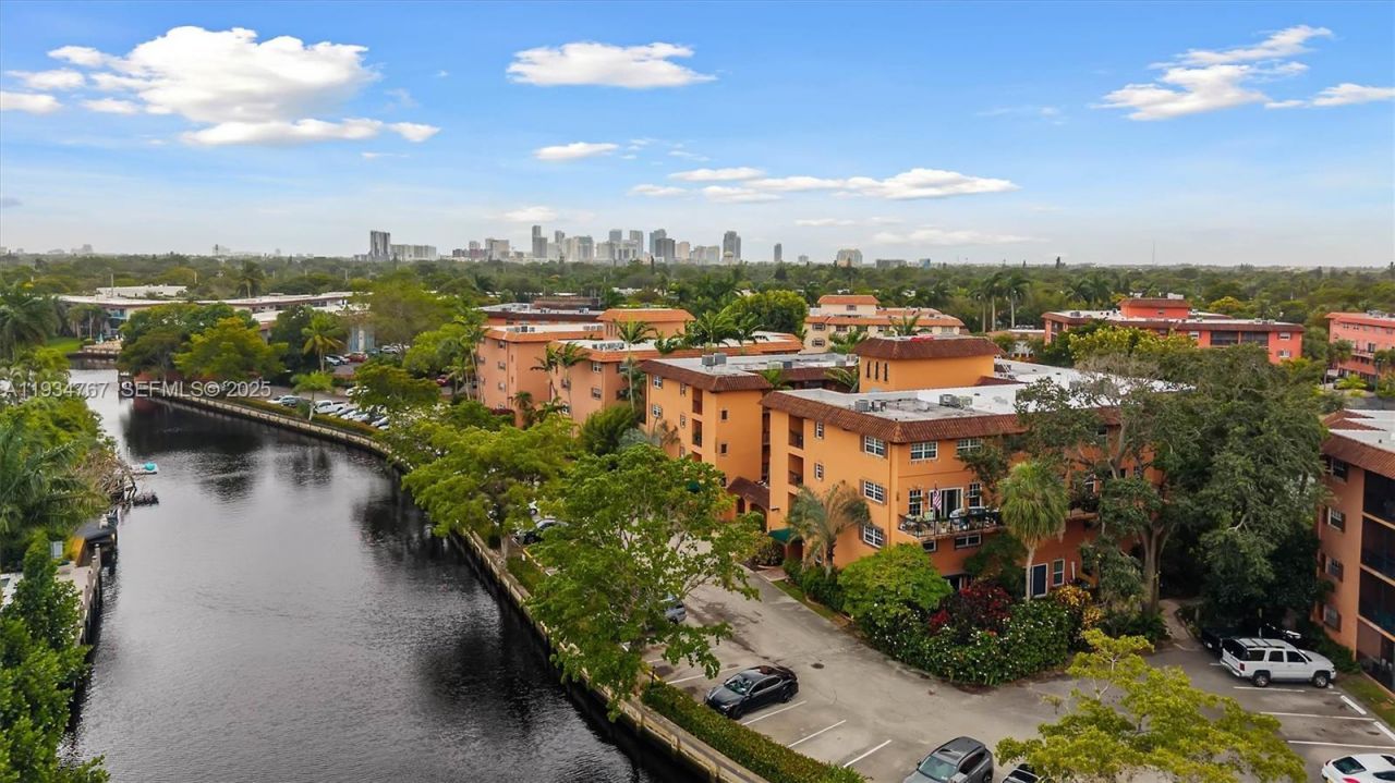 620 Tennis Club Dr, Unit 110, Fort Lauderdale, FL 33311 Photo