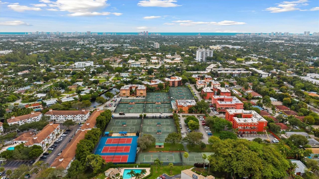 620 Tennis Club Dr, Unit 110, Fort Lauderdale, FL 33311 Photo