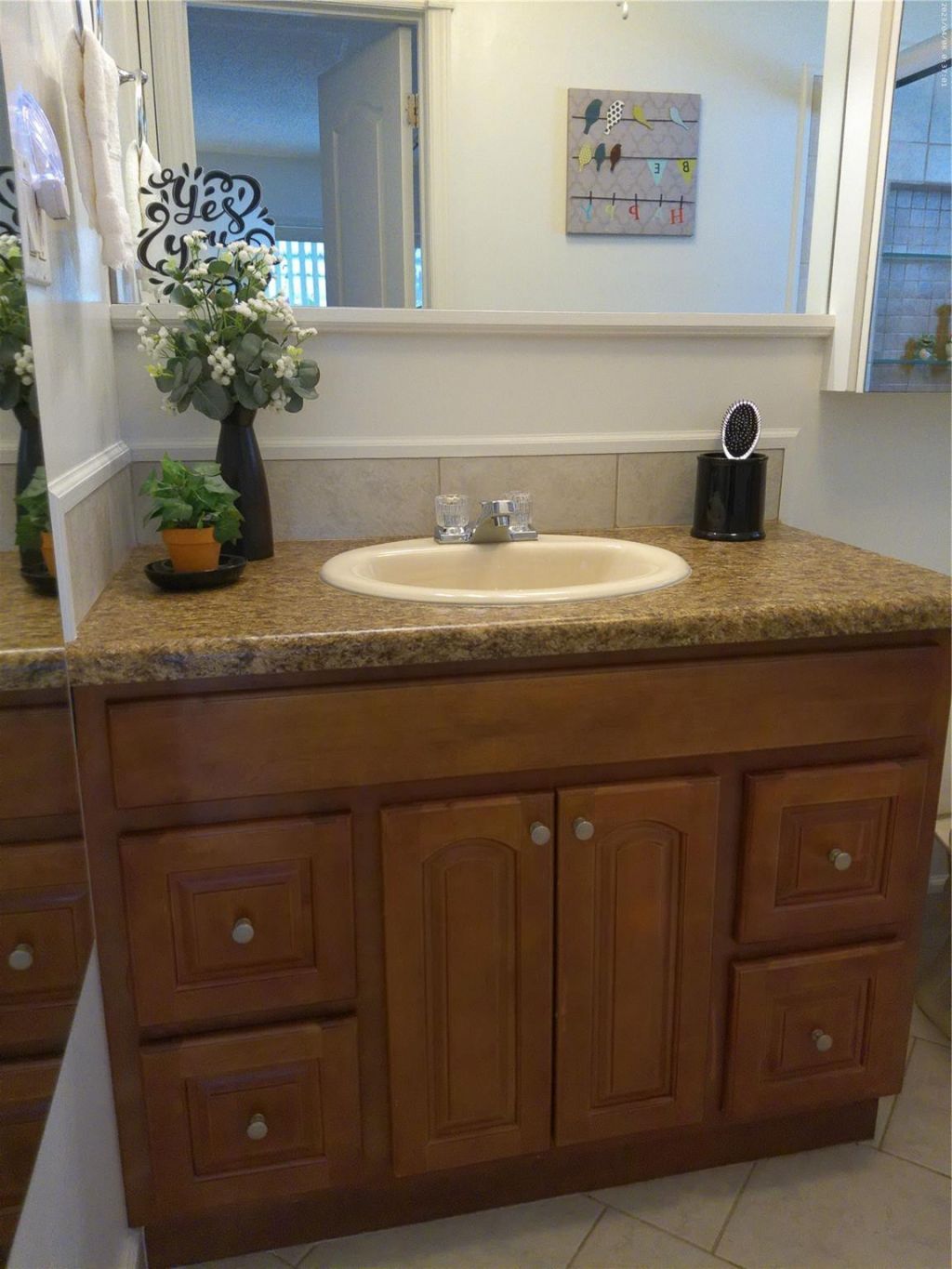 4600 NW 43rd Street, Lauderdale Lakes, FL 33319 Photo