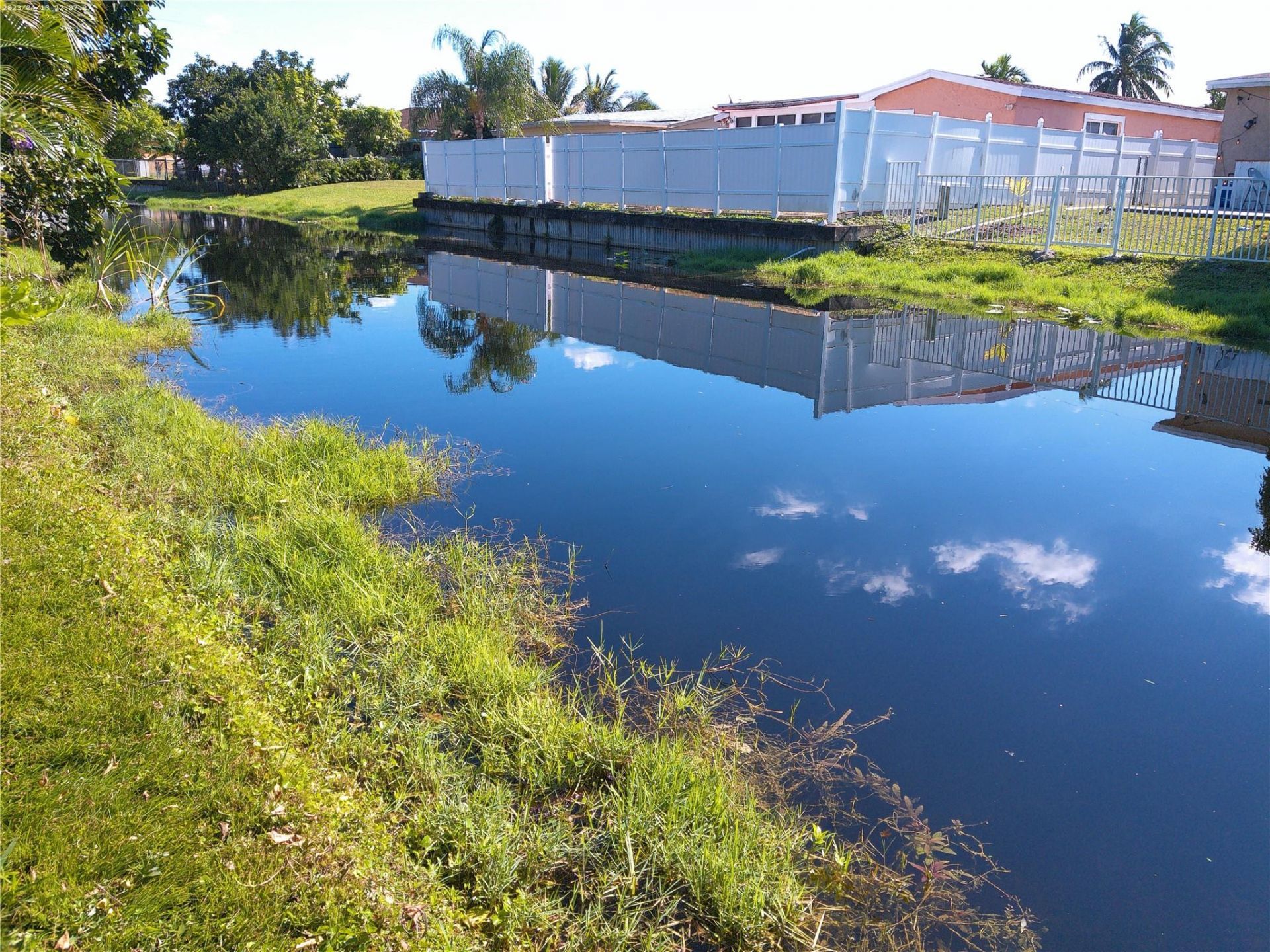 4600 NW 43rd St, Lauderdale Lakes, FL 33319 Photo