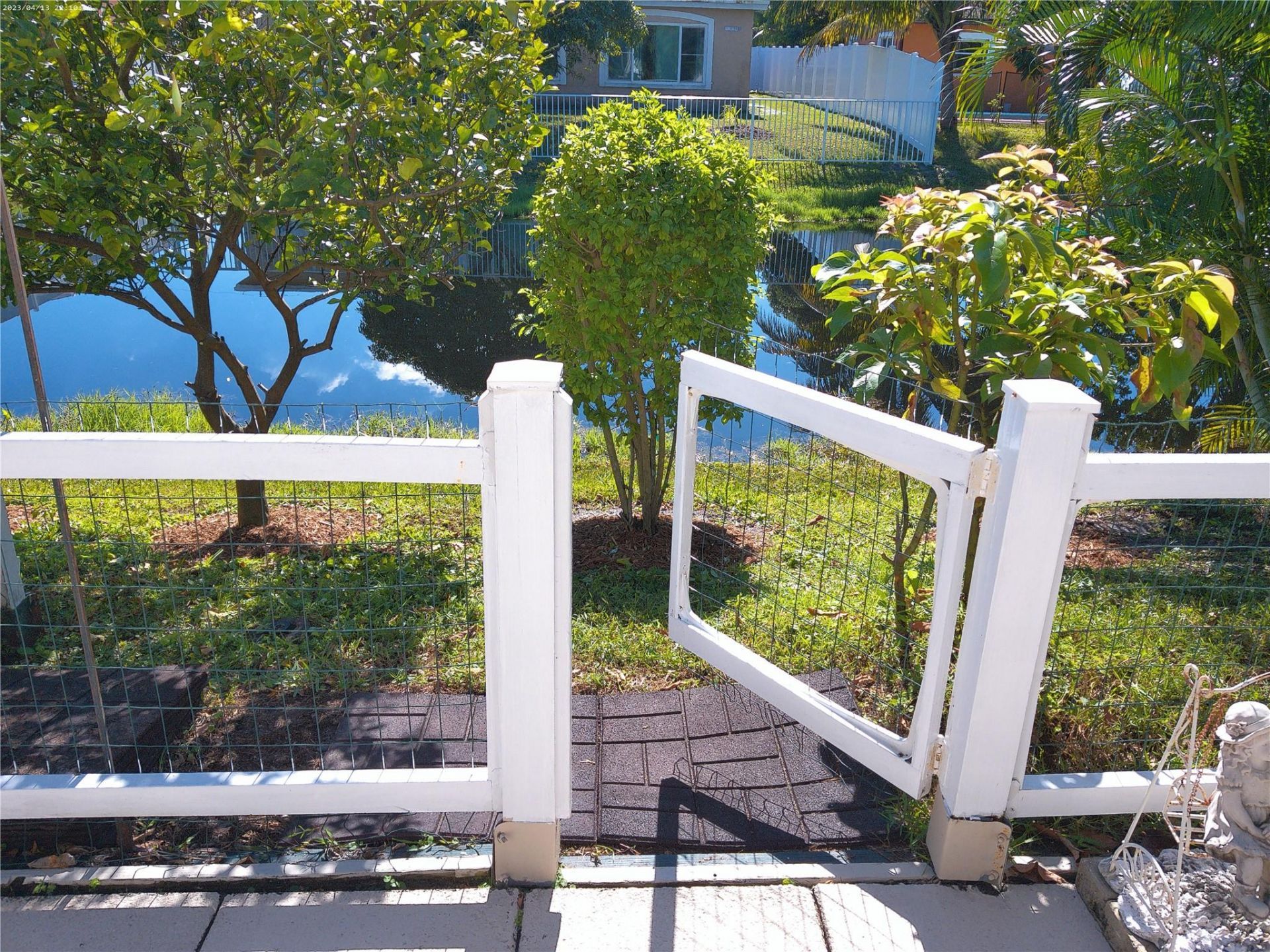 4600 NW 43rd St, Lauderdale Lakes, FL 33319 Photo