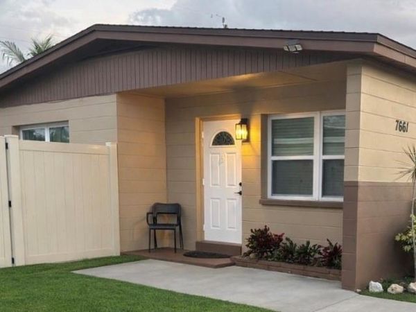 7661 18TH WAY N, Unit 1, ST PETERSBURG, FL 33702