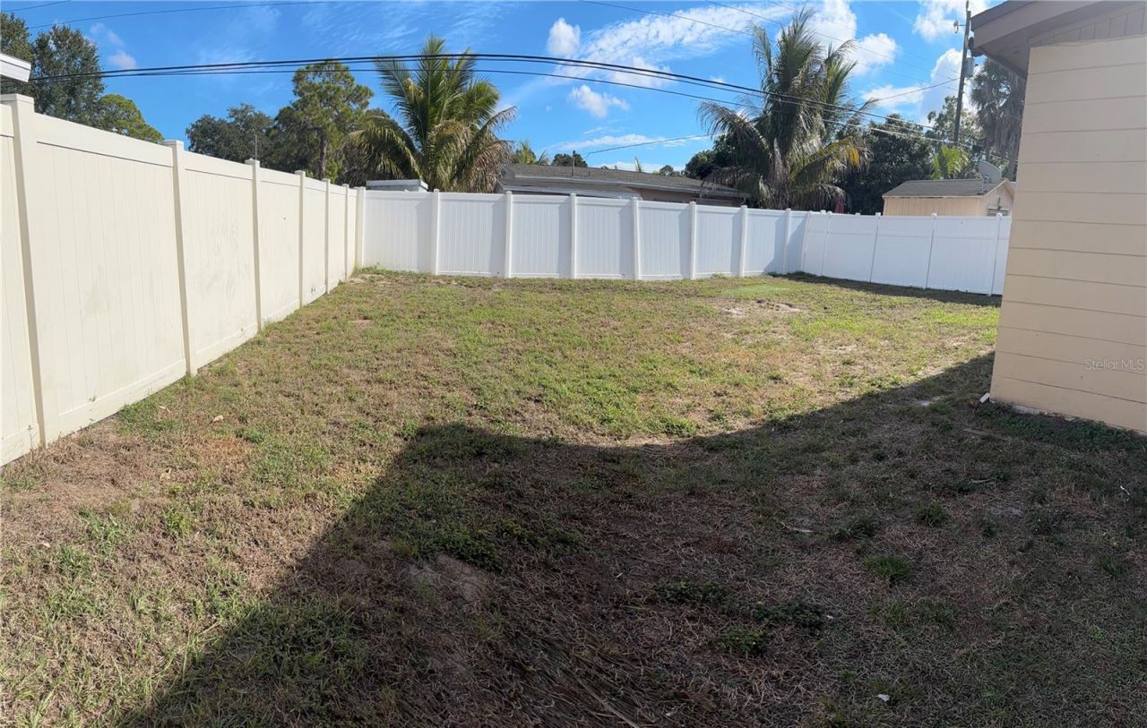 7661 18th Way N, Unit 1, Saint Petersburg, FL 33702 Photo