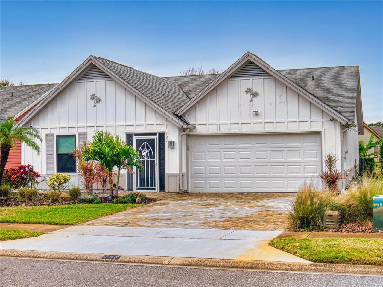 737 Pine Shores Circle, New Smyrna Beach, FL 32168 Main Photo