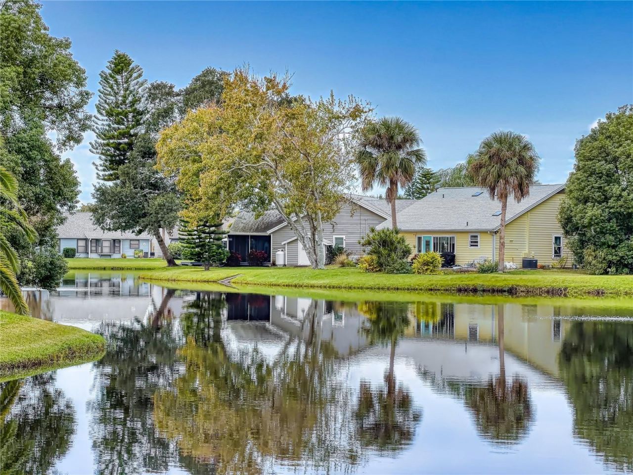 737 Pine Shores Circle, New Smyrna Beach, FL 32168 Photo