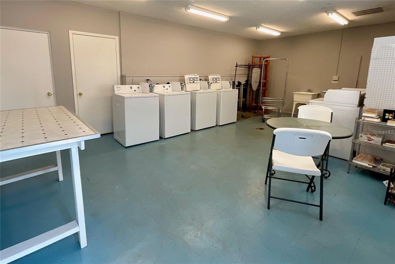 1020 85th Avenue N, Unit 222, Saint Petersburg, FL 33702 Photo