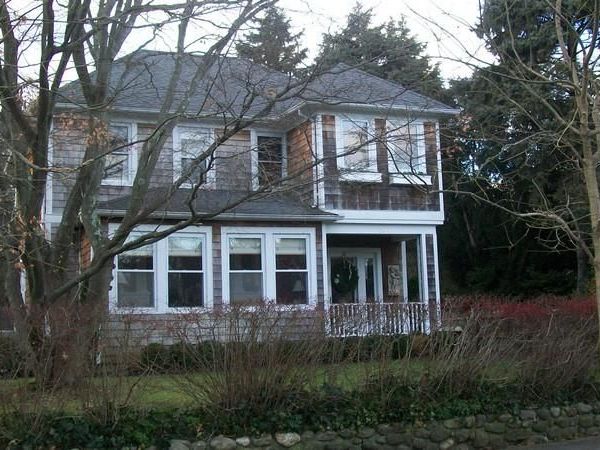 29 Ash Street, Locust Valley, NY 11560